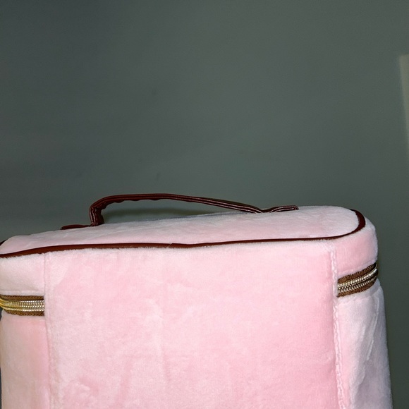 Juicy Couture Plush Pink Makeup Bag - Picture 3 of 3